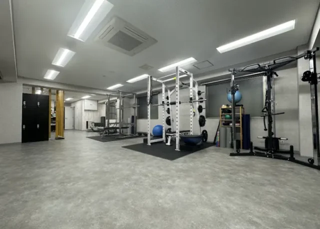 RISEパーソナルジム中目黒店のジム内
