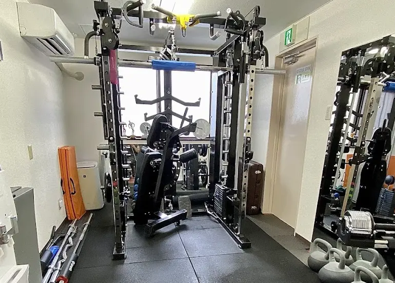 EXTRA GYM市川店のジム内
