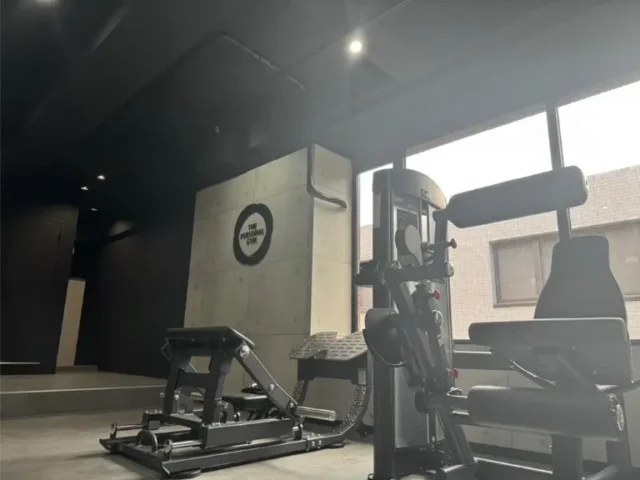 THE PERSONAL GYM 府中店のジム内