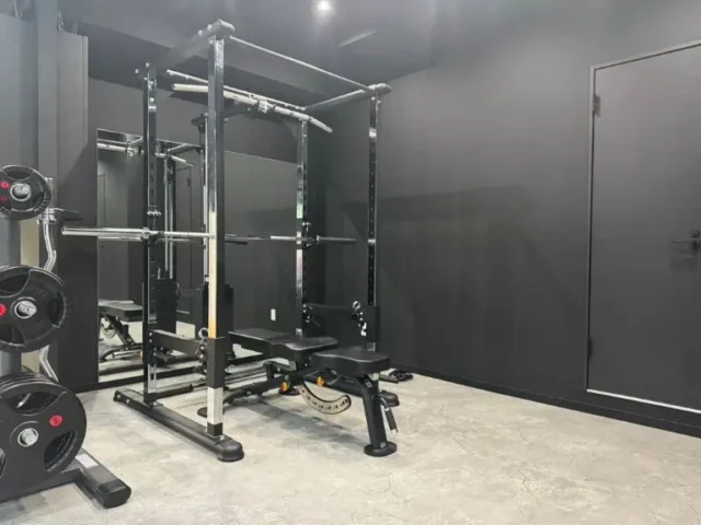 THE PERSONAL GYM 府中店のジム内