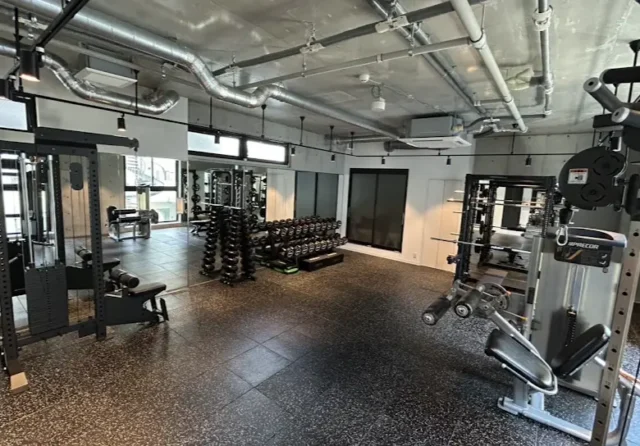 BEYOND阿佐ヶ谷店のジム内画像