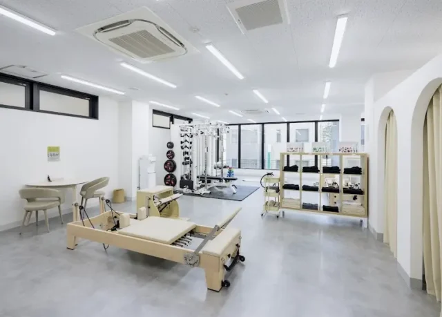 ELEMENT 浦和店のジム内