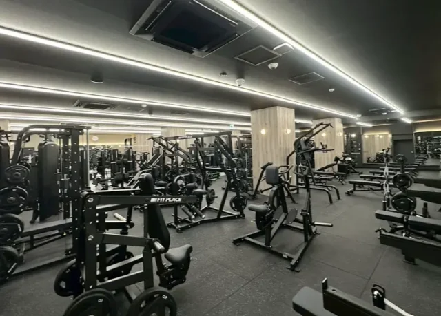 FIT PLACE 24 荻窪店のジム内