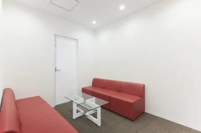 リボーンマイセルフ 川崎店のジム内