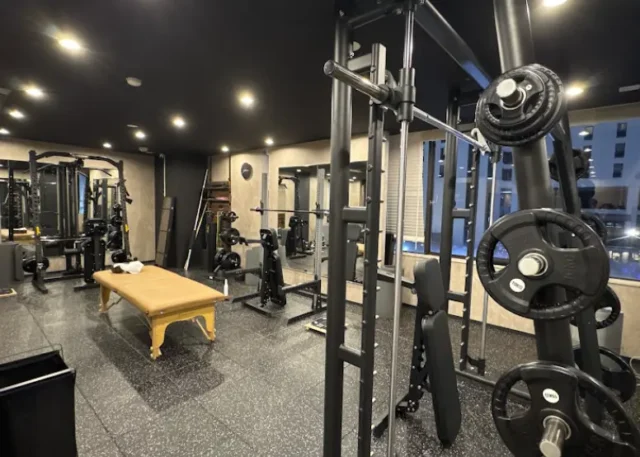 ASPI難波店のジム内画像