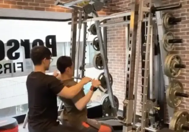 ファーストクラストレーナーズ 高槻店のパーソナルトレーニング