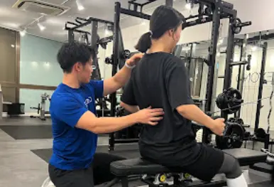 BEYOND春日部店のパーソナルトレーニングの様子