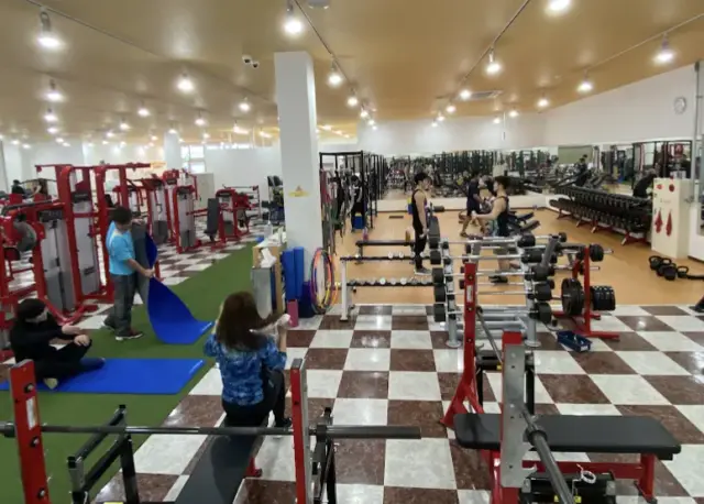 MUSCLE GYM TOKYO 金沢店のジム内画像