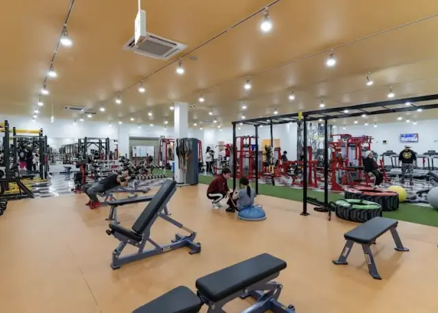 MUSCLE GYM TOKYO 金沢店のジム内画像