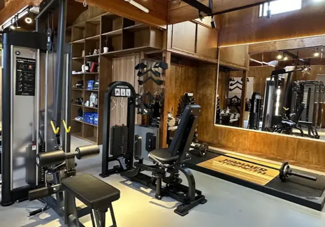 TAURUS Personal Gymのジム内画像