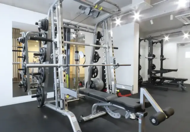 BEYOND豊平店のジム内画像