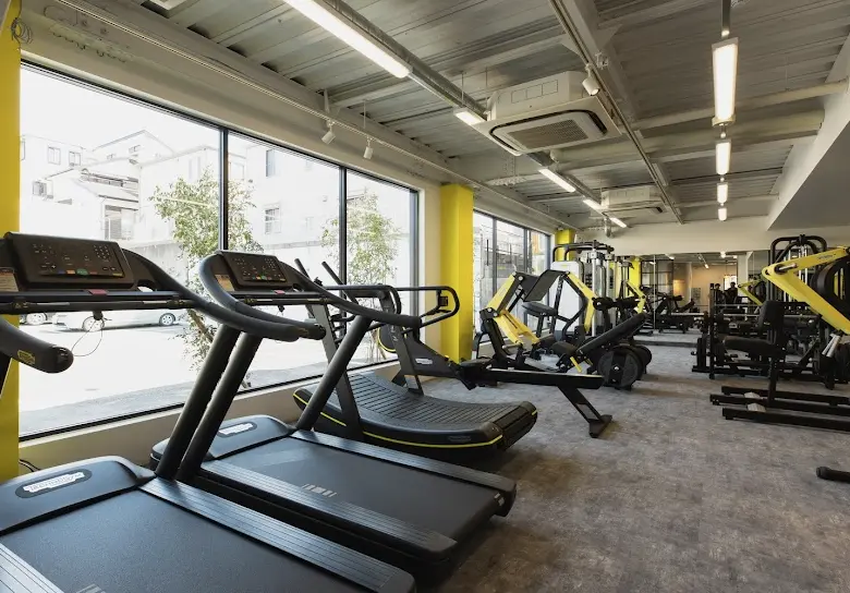 ONE ON ONE 長久手のジム内画像