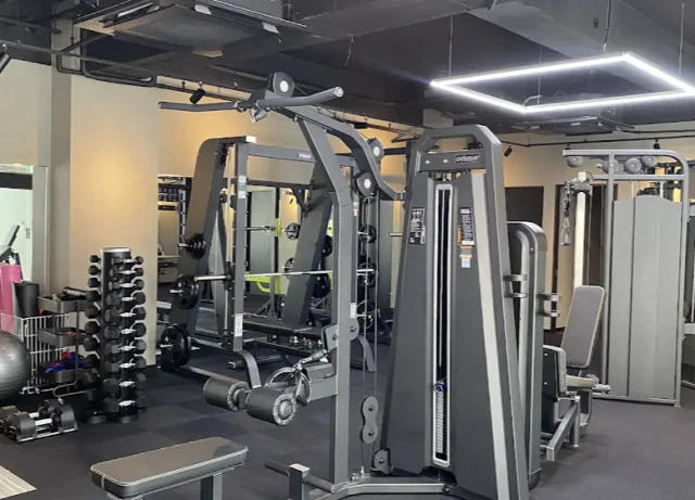 駅前筋肉留学GO 八事店