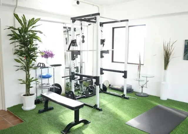 IZURUパーソナルトレーニングジムのジム内の様子