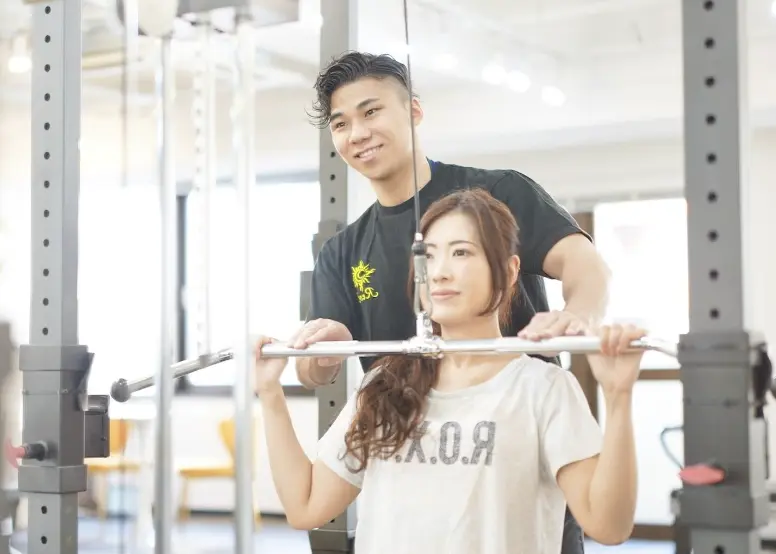 resole神田店のレッスン風景