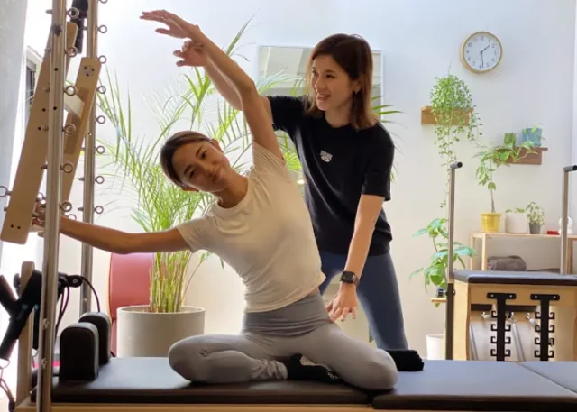 ピラティススタジオHaleのレッスンの様子