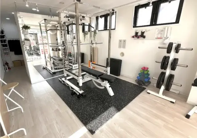 かたぎり塾早稲田店のジム内画像