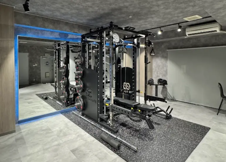 SKY GYM 高円寺店のジム内