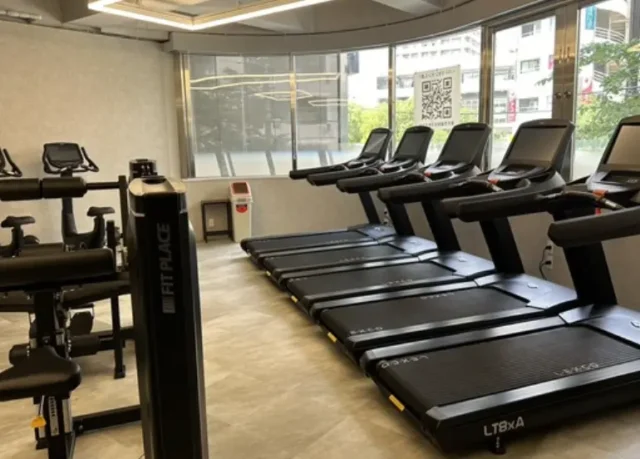FIT PLACE24 日暮里店のジム内