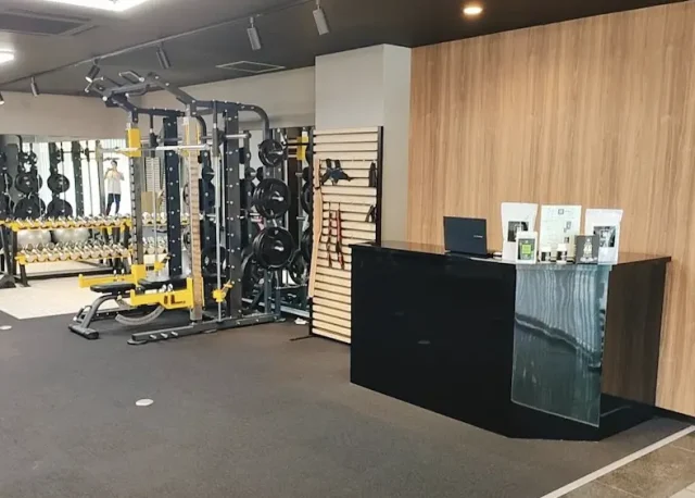 駅前筋肉留学GO 藤が丘店