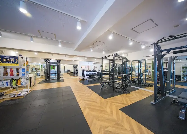 BEYOND 経堂店のジム内