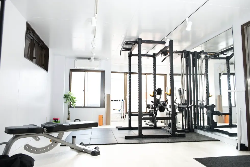 STARTUG FIT 菊名店のジム内