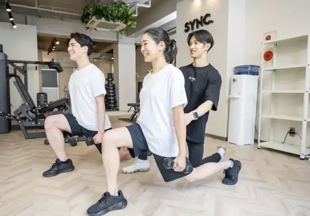 SYNC.GYM 錦糸町店のセミパーソナルの様子