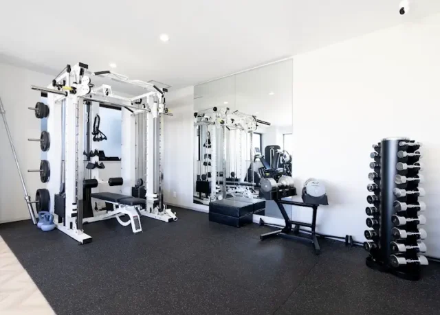 Life Prime Fitness 十条仲原本店のジム内