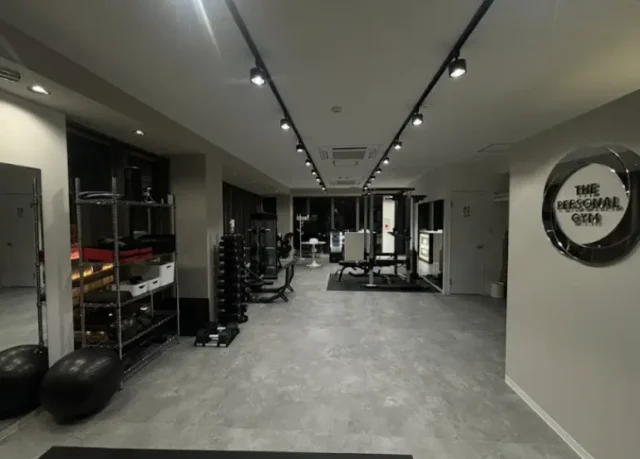 THE PERSONAL GYM 西宮店のジム内