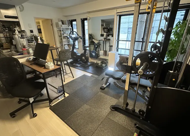 オキシウム 新御徒町店のジム内