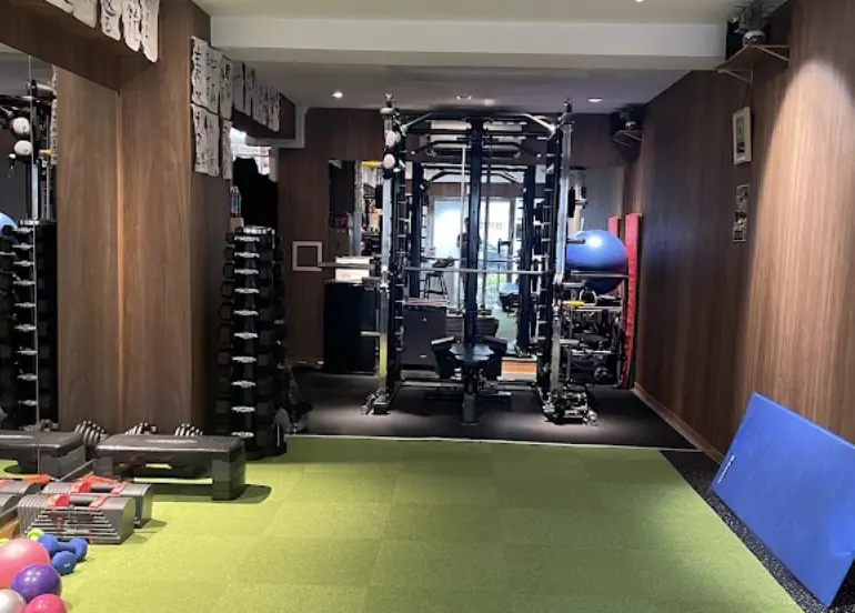 BSBパーソナルジム 初台店のジム内