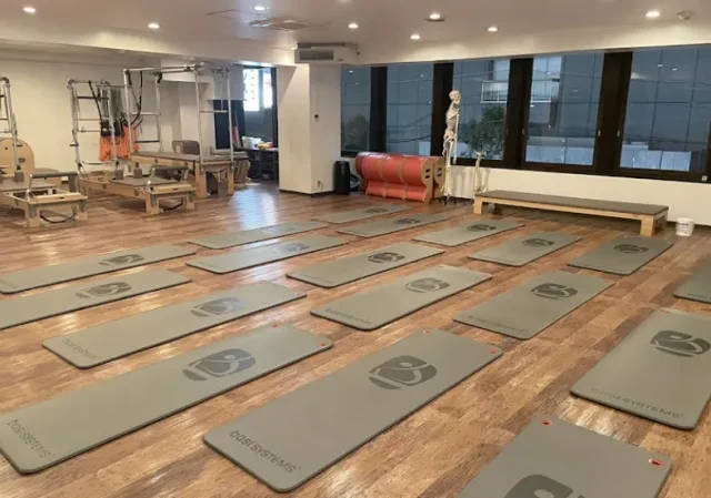 zen place pilates 横浜スタジオ