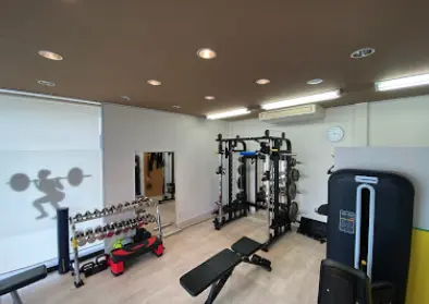 RIOT Personal Training Gym 稲毛店