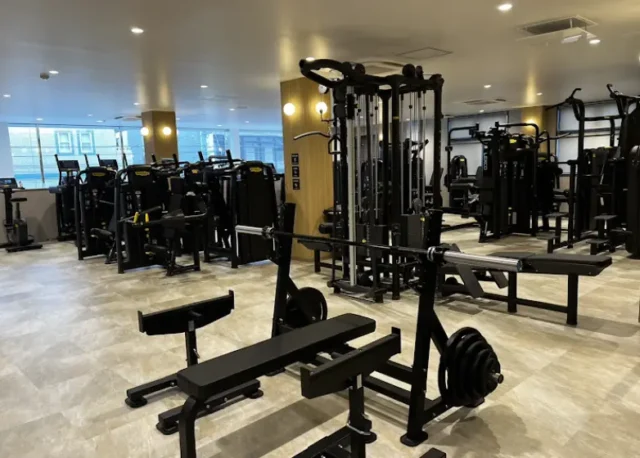 FITPLACE24雑色店のマシン設備