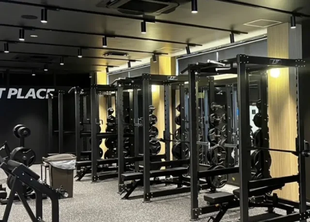 FITPLACE24雑色店のマシン設備