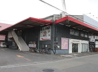 ボックスインフィールド 堺本店