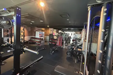 BLUE FITNESS 武蔵中原店