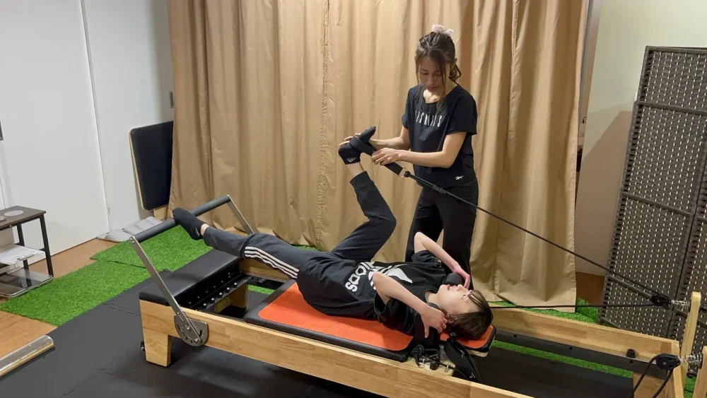 ピラティス＆ジム1to1の体験レッスンの様子