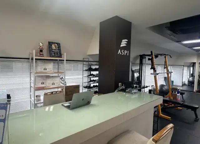 ASPI池袋店のジム内画像