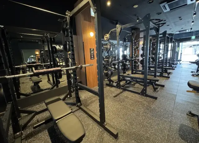 FITPLACE24 西八王子店のジム内画像