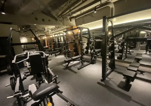 FITPLACE24 水道橋店のジム内画像