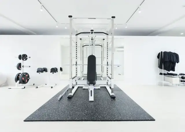 かたぎり塾 久米川店のジム内画像