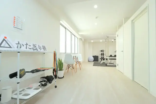 かたぎり塾蘇我店のジム内画像