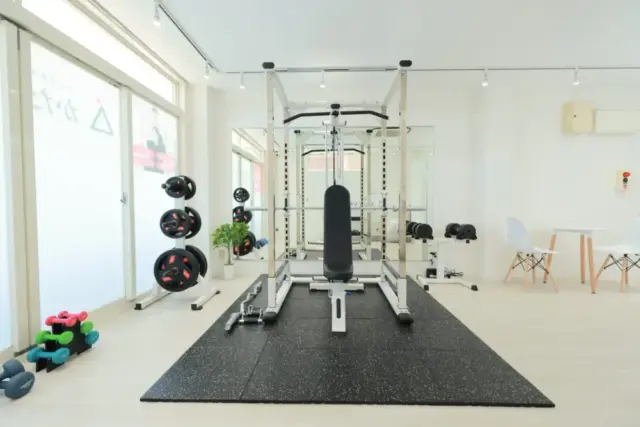 かたぎり塾 鶴ヶ島店のジム内画像