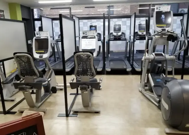 エニタイムフィットネス 武蔵関店のジム内画像