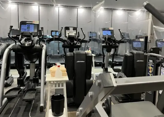 エニタイムフィットネス 鶴ヶ島店のジム内画像