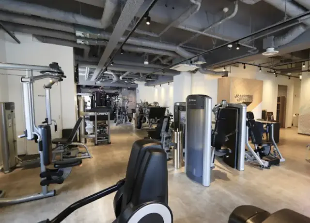 エニタイムフィットネス 久米川駅前店のジム内画像