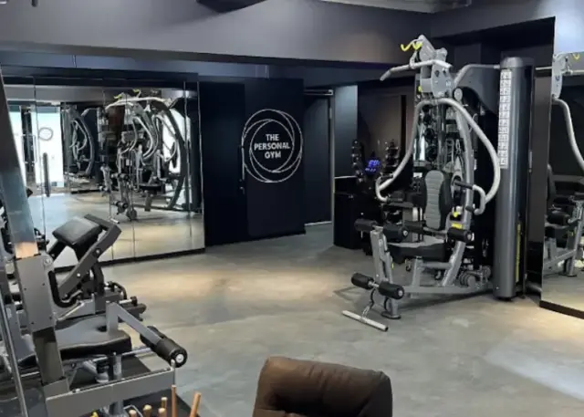 THE PERSONAL GYM 鶯谷入谷店のジム内画像
