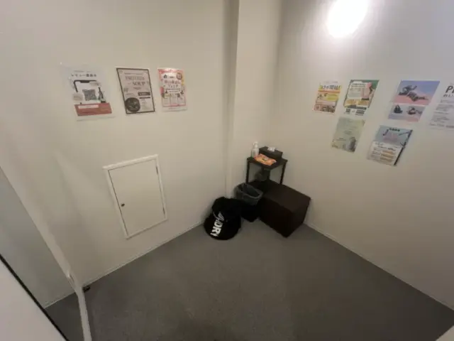 エクササイズコーチ品川店の更衣室内の画像