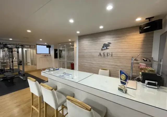 ASPI横浜店のジム内画像